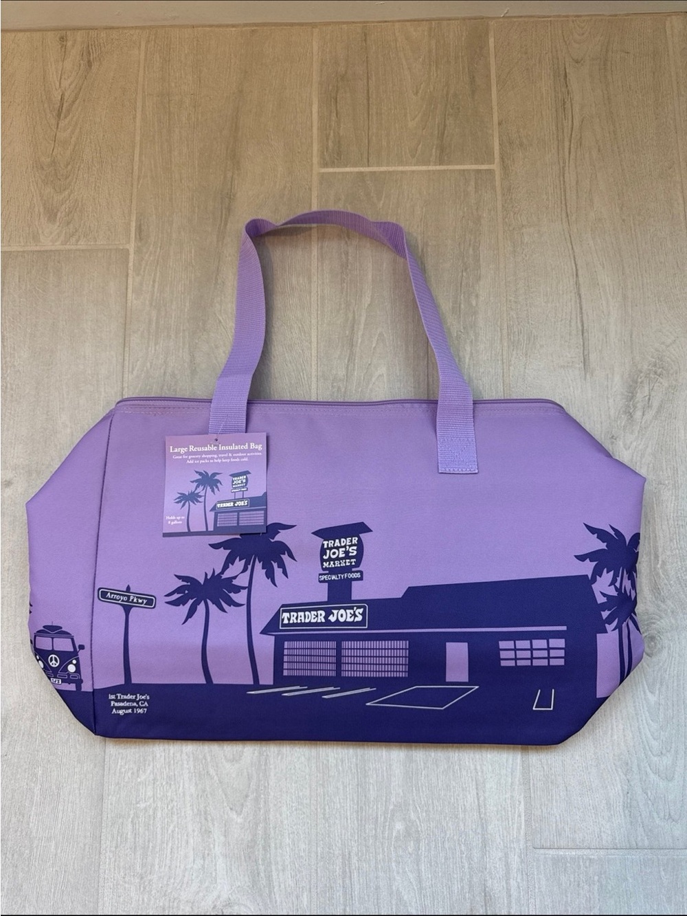 Trader Joe's Insulated Grocery Tote! - Picture 2 of 11